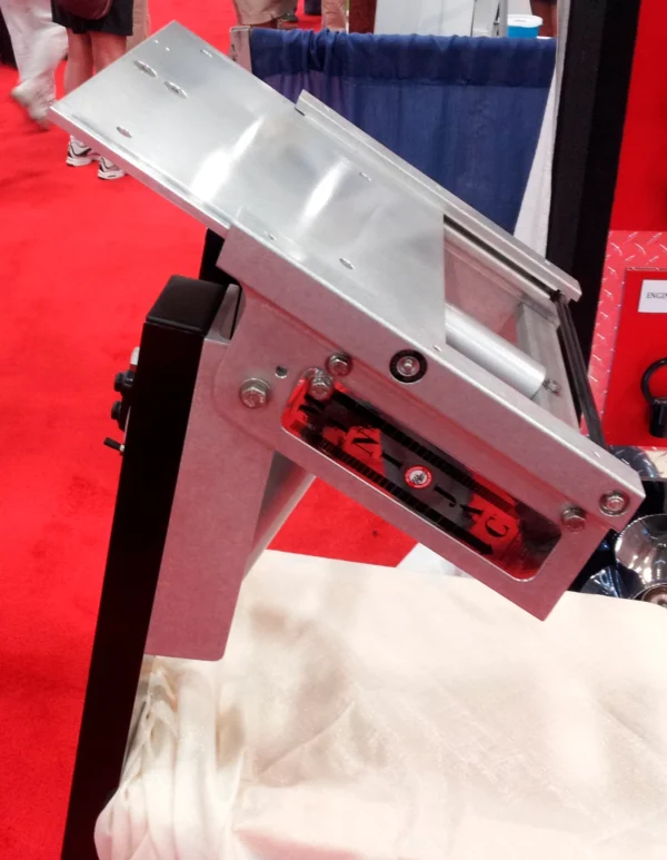 Bob´s Machine Tilt & Jack, kombinerad Trim&Tilt/Jackplate max 60hk/18Kg - Bild 2