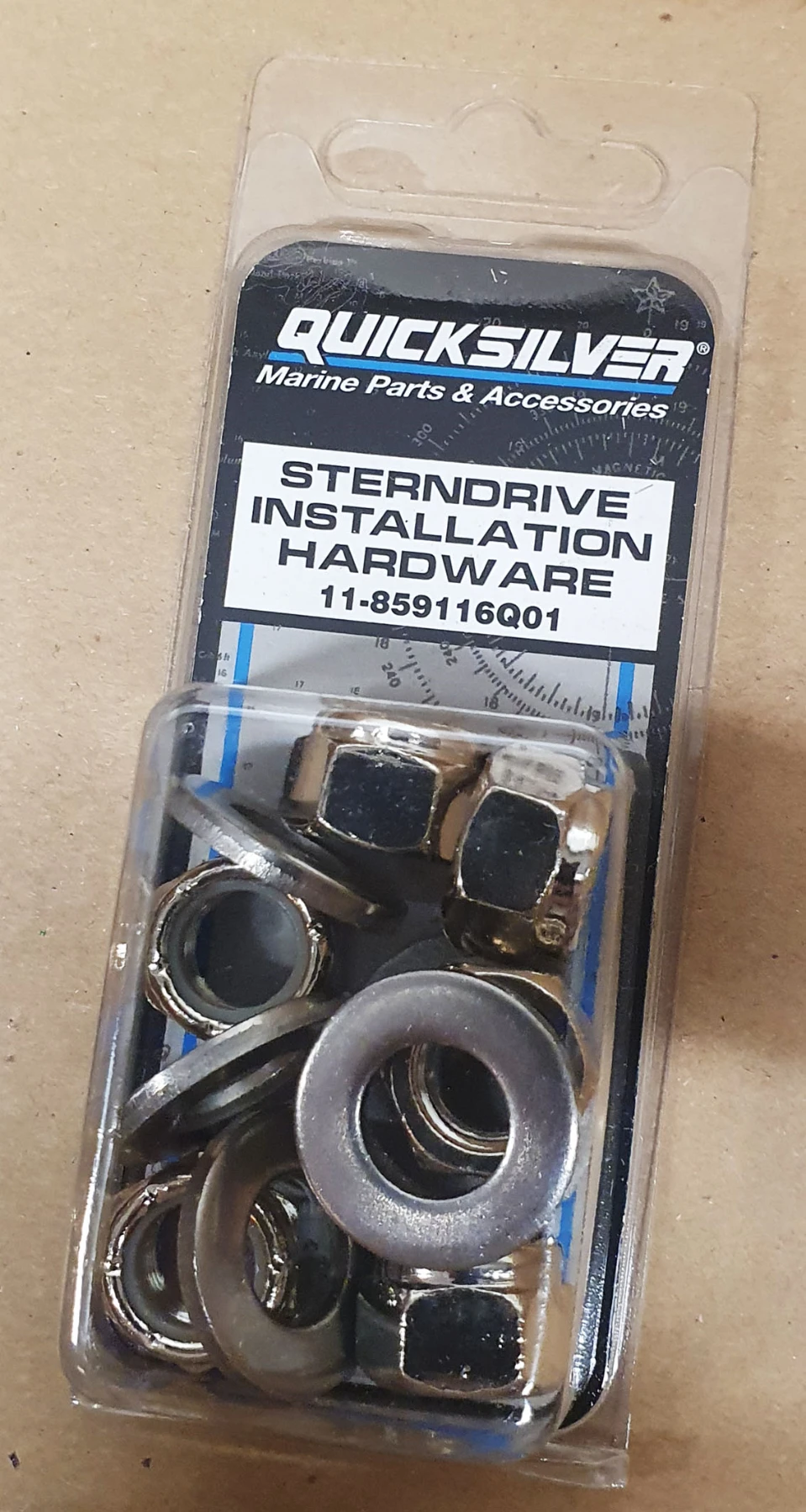 Monteringskit med muttrar/brickor drev