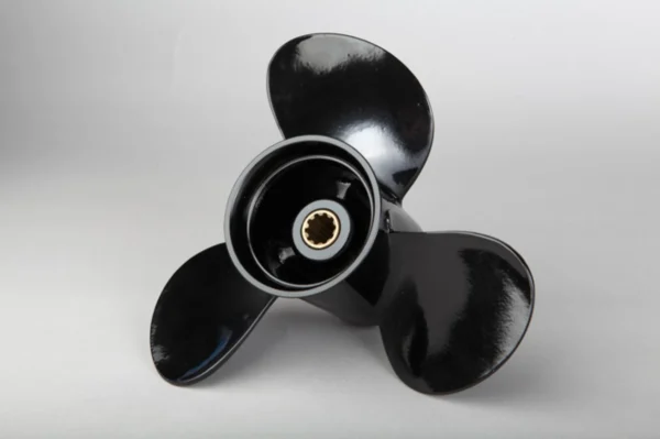 3-bl båtpropeller för Honda, stigning 14 1/4 tum - Bild 2