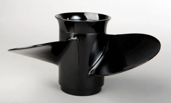 3-bl båtpropeller till Tohatsu/Mercury stigning 13 tum - Bild 3