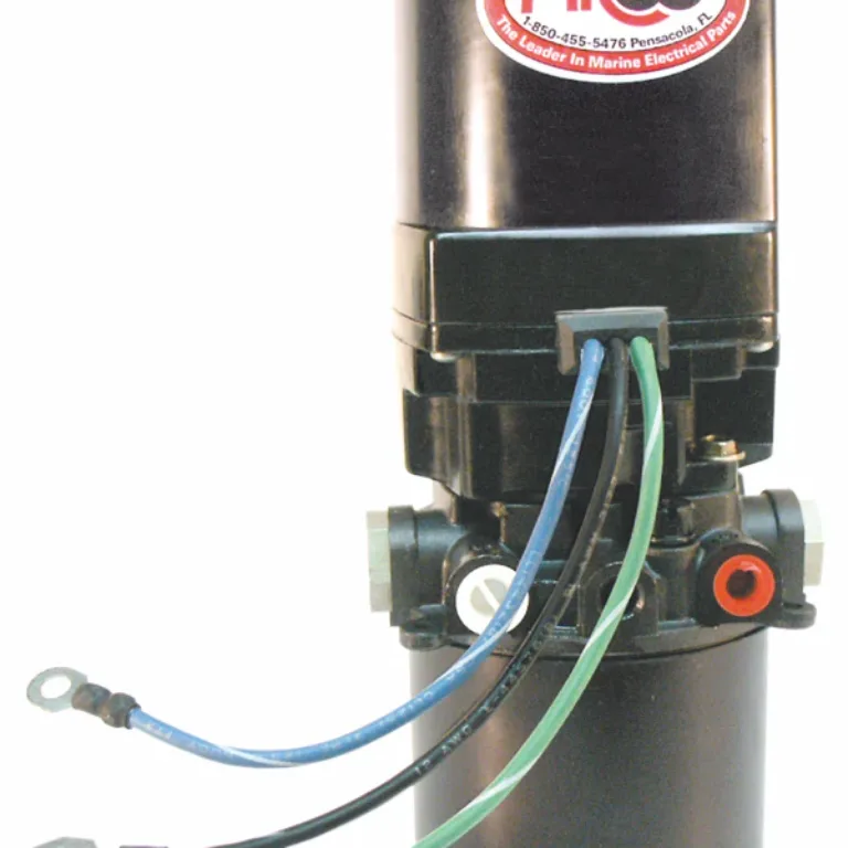 Trim/tilt-motor med pump