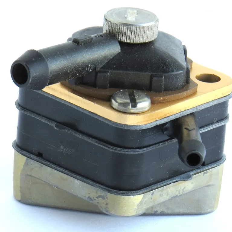 Bränslepump Johnson/Evinrude 6/8/9,9/15hk till 1992