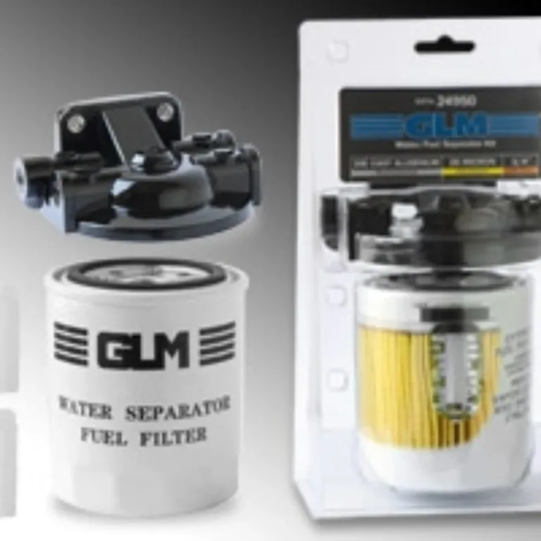Vattenseparerande bränslefilter med fäste