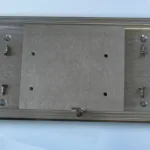 Justerbar platta för fotgas