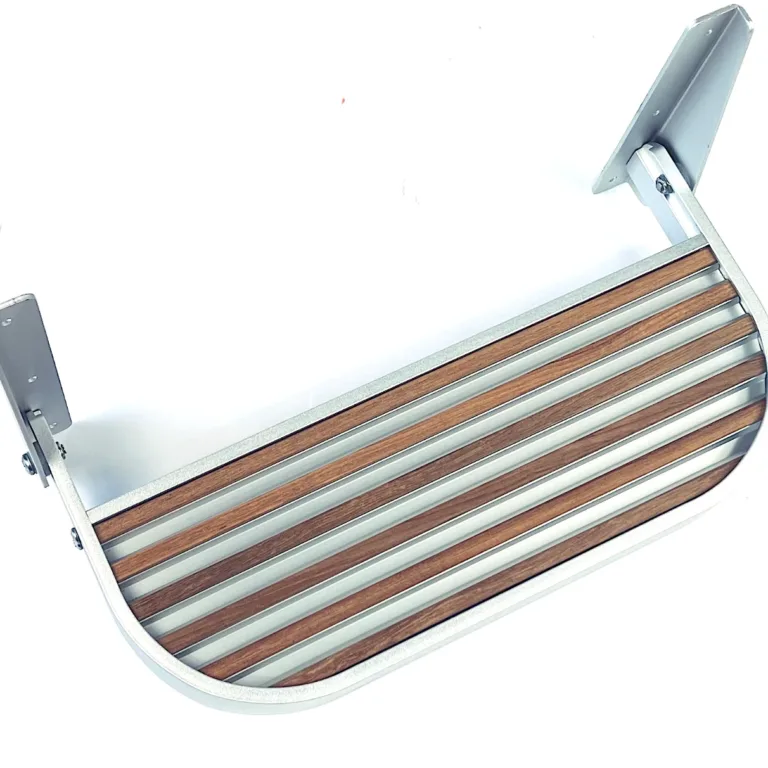 Fotsteg i aluminium.