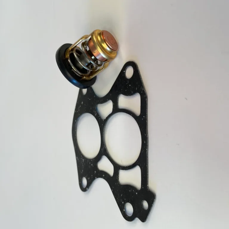 Thermostatkit för Yamaha  Motsvarar OEM 6E5-12411-30-00 + 688-12414-A1-00