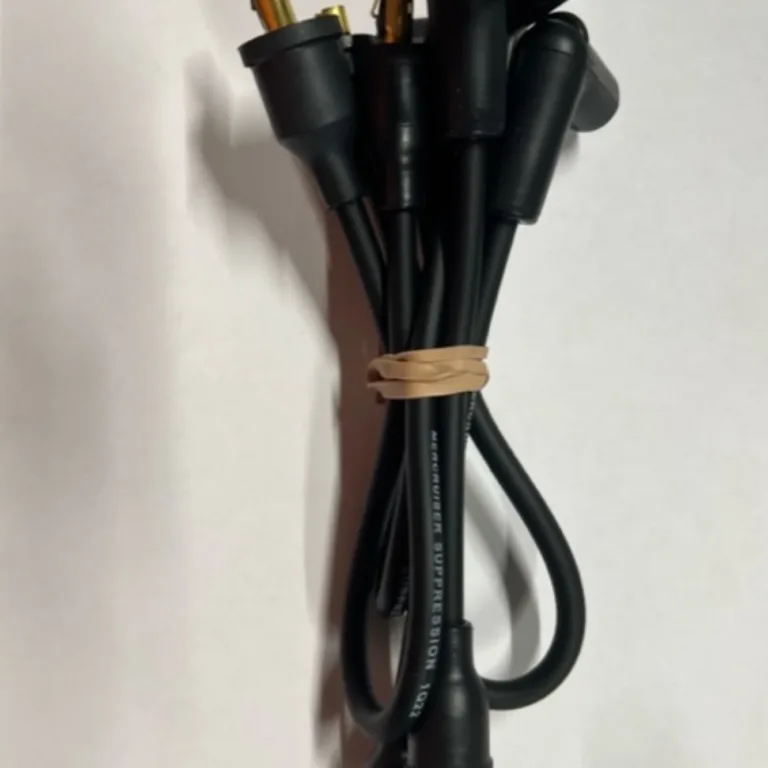 Tändkabelsats Mercruiser 3.0 brytarspets