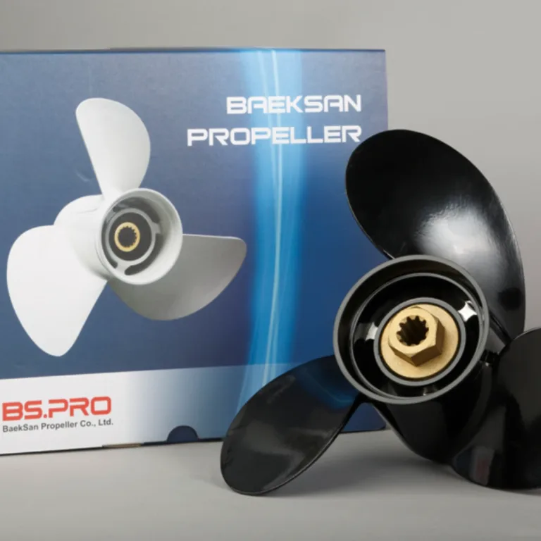 3-bl båtpropeller till Mercury stigning 13 tum