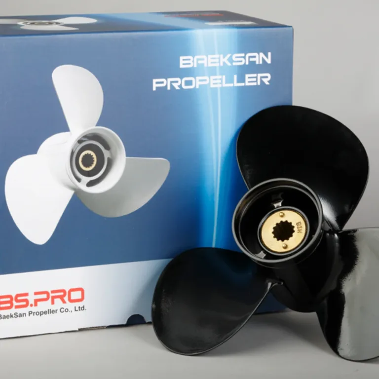 3-bl båtpropeller till Mercury stigning 9 tum