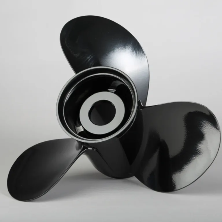 3-bl båtpropeller stigning 10 tum