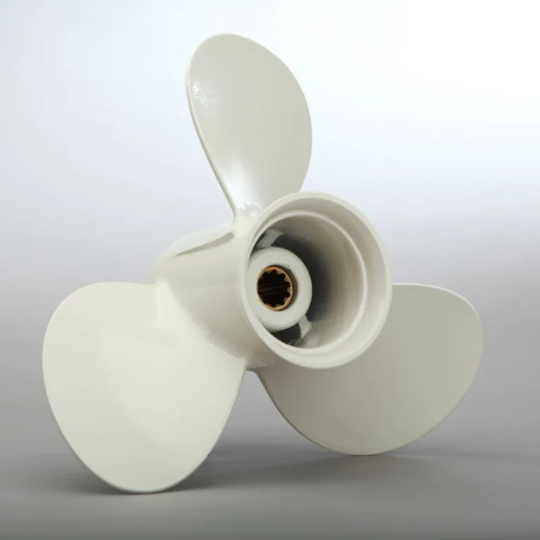 Båtpropeller för Yamaha, stigning 9 tum