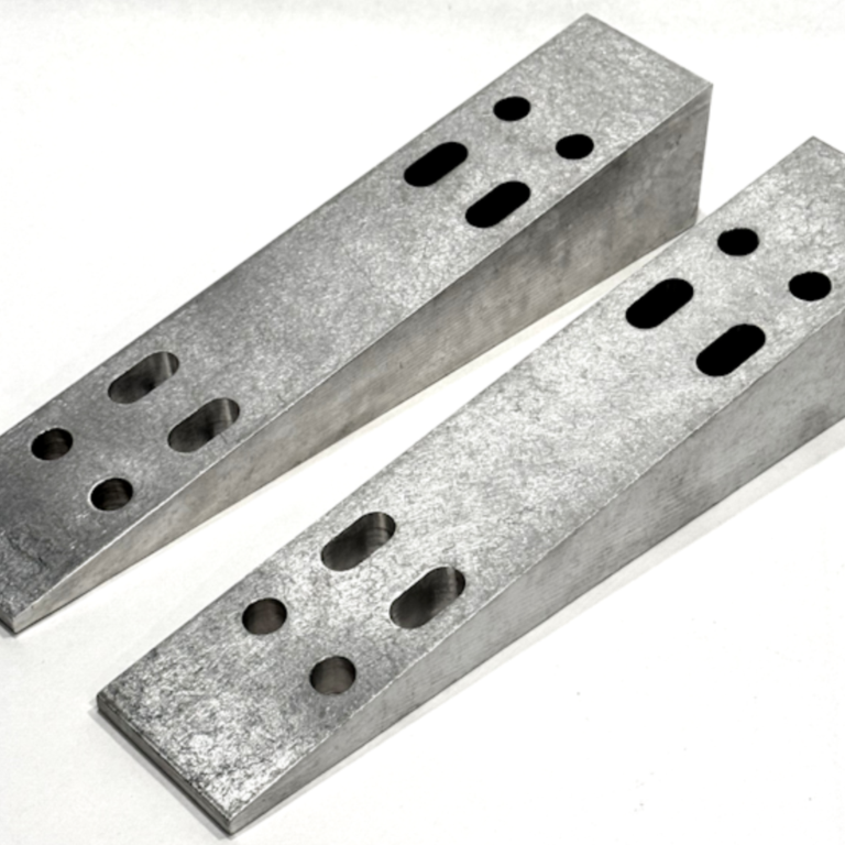 Transom wedges 10 graders