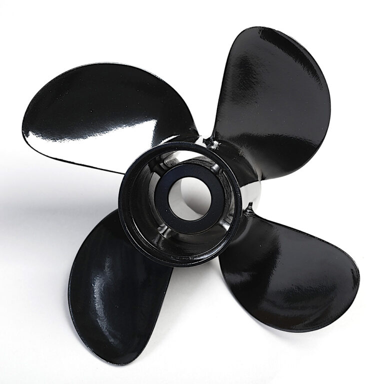 4-bl båtpropeller stigning 12 tum